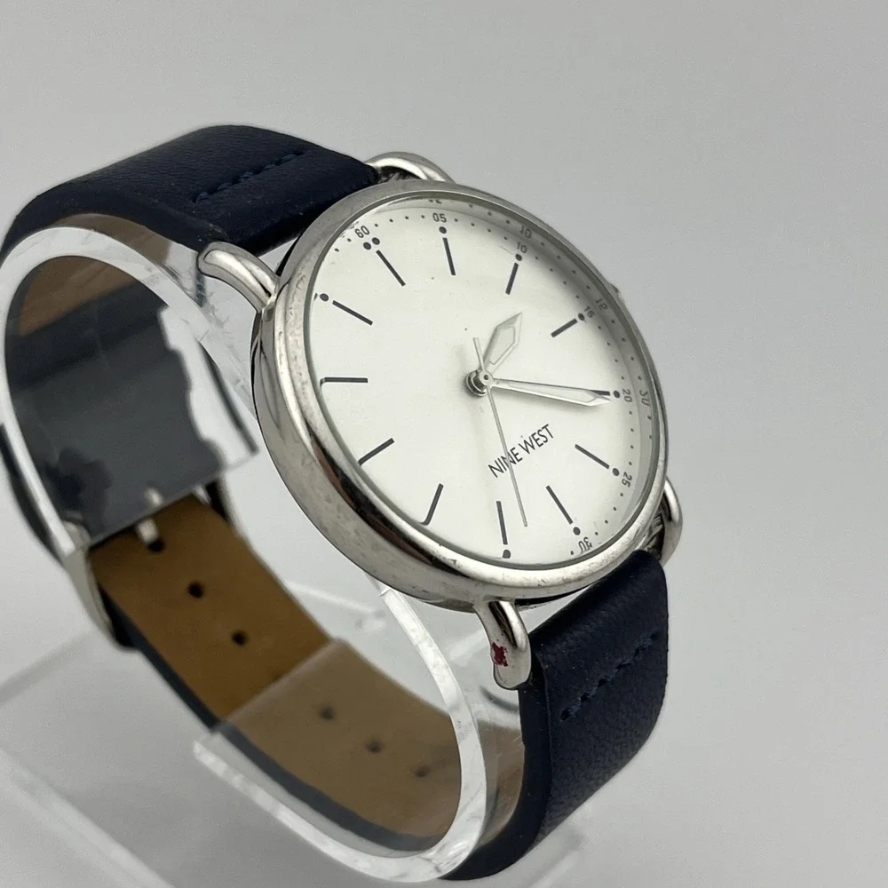 Nine‎ West Watch Women 38mm Silver Case Blue Leather Band NW/2377- New Battery